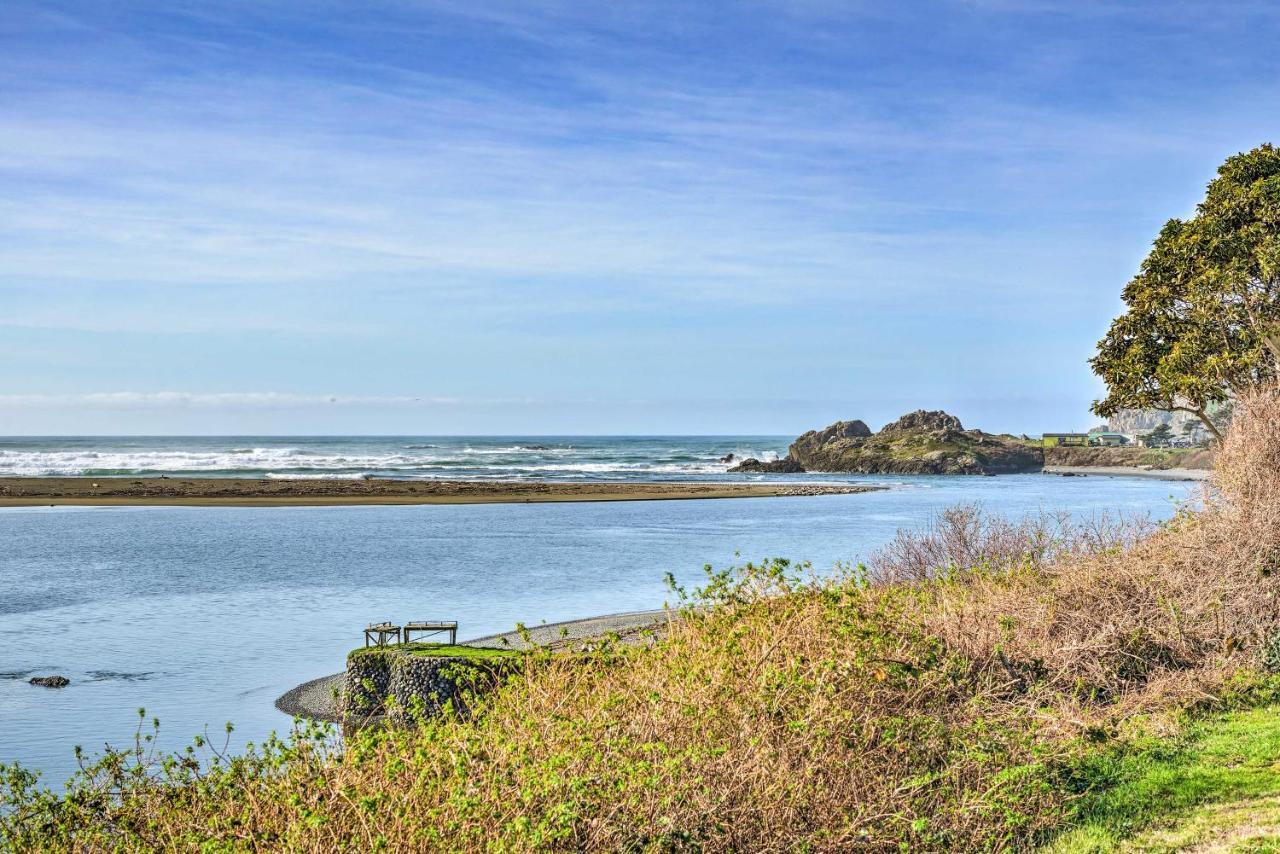 Smith River Vintage Cabin Oceanfront Deck And Views ภายนอก รูปภาพ